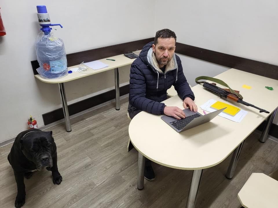 Працювали на генераторах, зарплату платили з кредитів - як всесвітньо відомий виробник зооамуніції відновлював виробництво у Чернігові