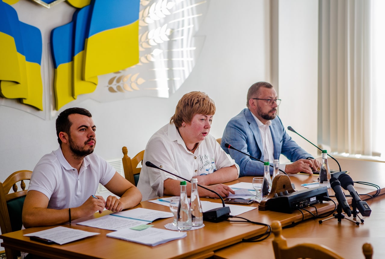Вперше зібралась сесія облради: дистанційне голосування, фракція ОПЗЖ та посли Франції та Латвії