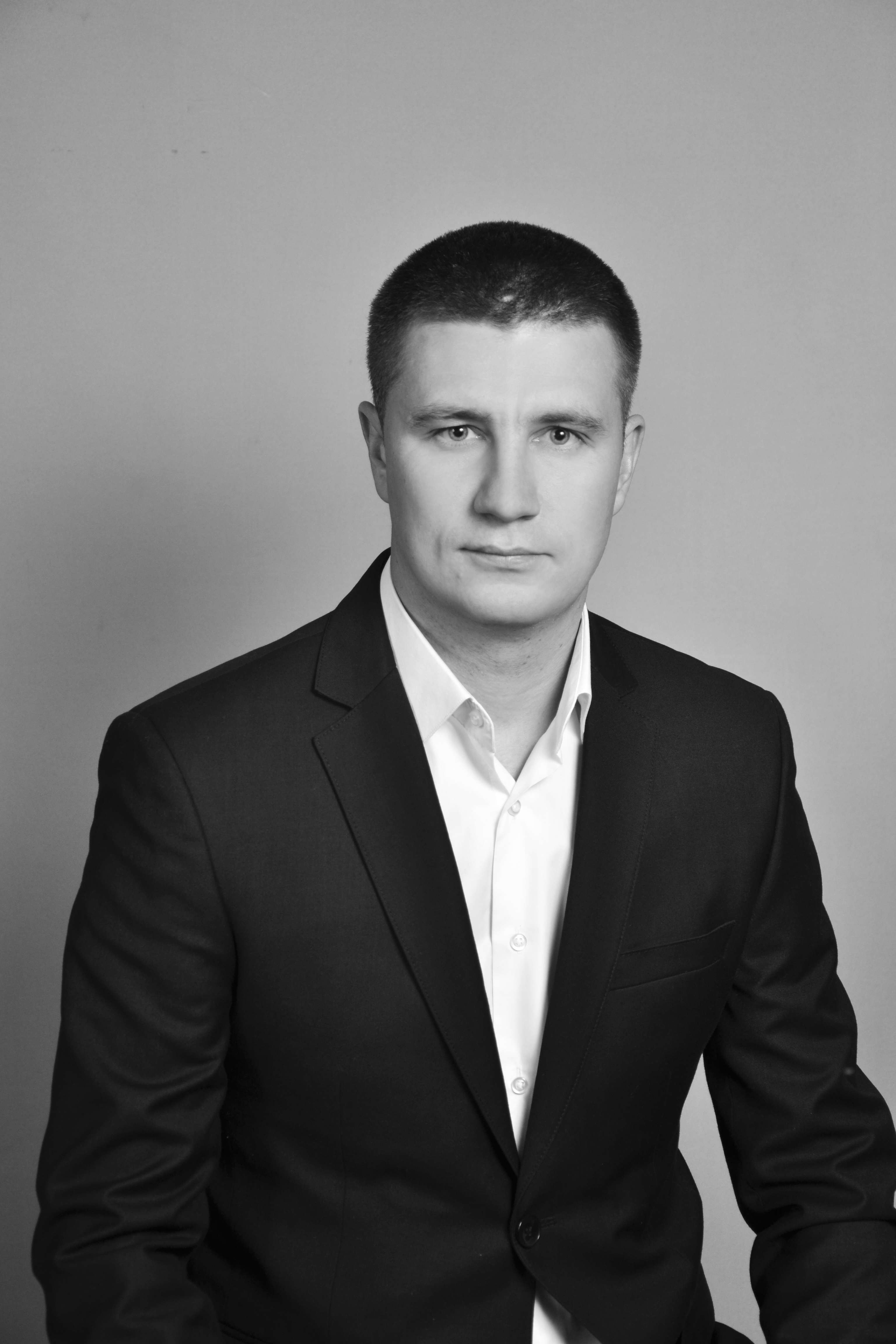 Пошту до Великого устя поштарі доставляють моторним човном