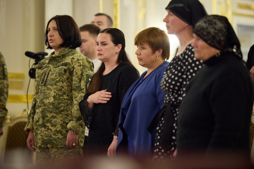 Президент нагородив танкіста, який загинув у перші дні оборони Чернігова