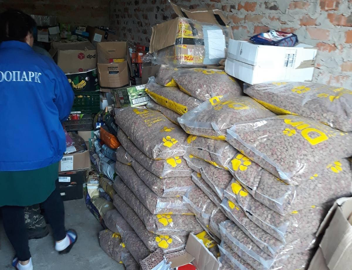 Менському зоопарку партнери з Польщі привезли кормів