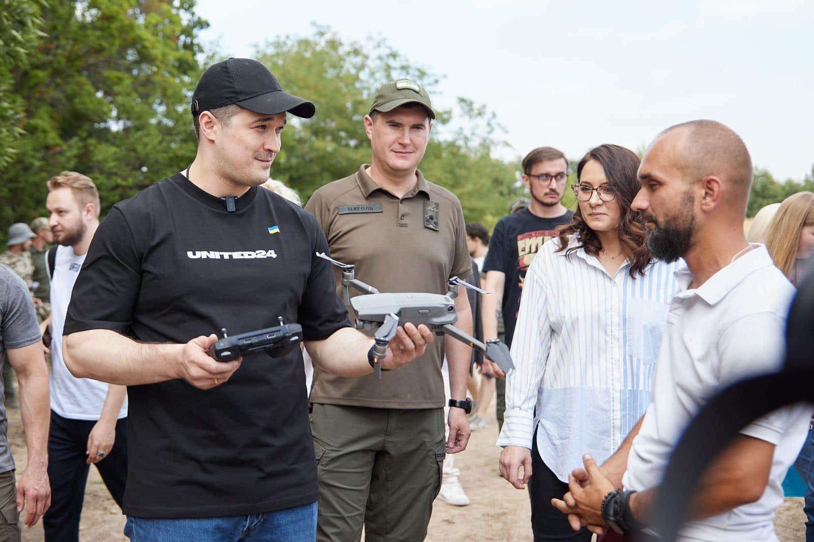 Українцям показали, як виглядає Армія дронів