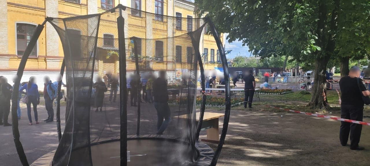 Все, що відомо про постріл із гранатомету на Валу в Чернігові станом на зараз