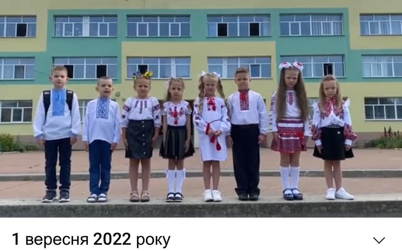 Волонтери та міжнародні партнери допомогли засклити 3 школи в Чернігові