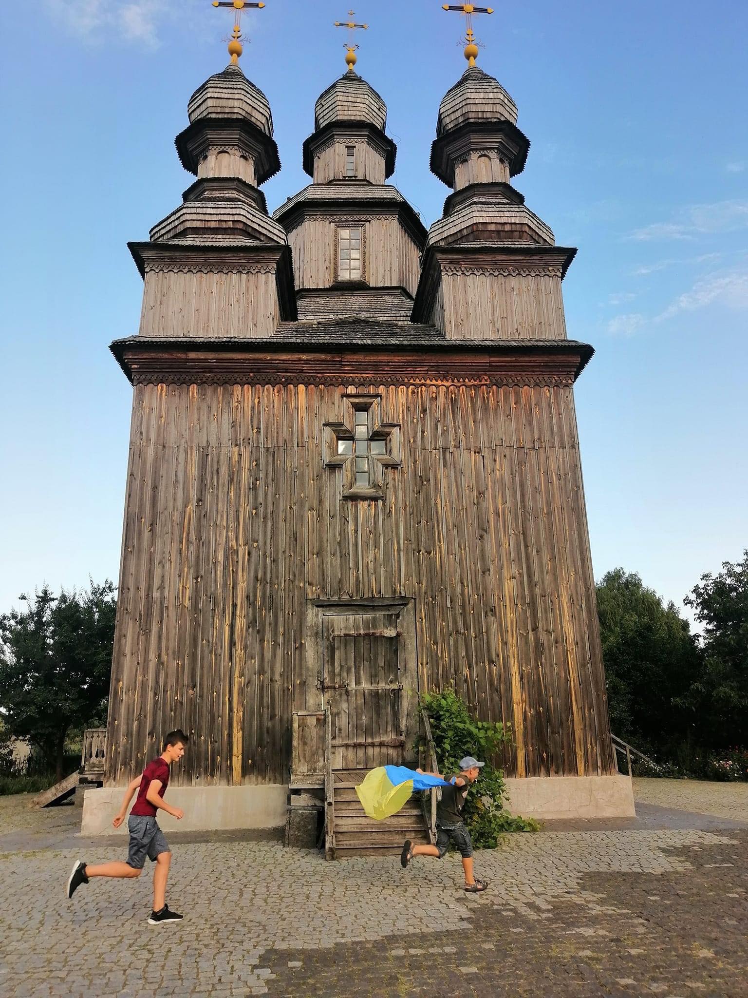 Георгіївська церква у Седневі: переживає третю війну