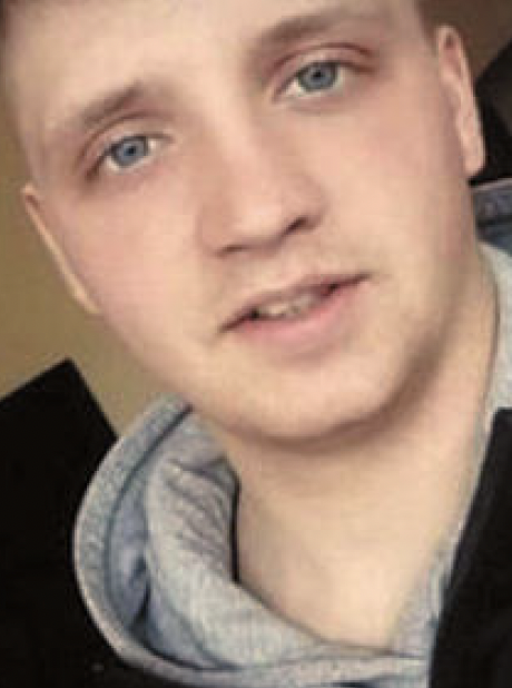 «Кинув на ліжко, сів зверху і почав душити за горло», — на Чернігівщині 17-річна дала свідчення проти російського солдата