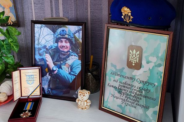Родинам двох загиблих гвардійців з Чернігівщини вручили нагороди