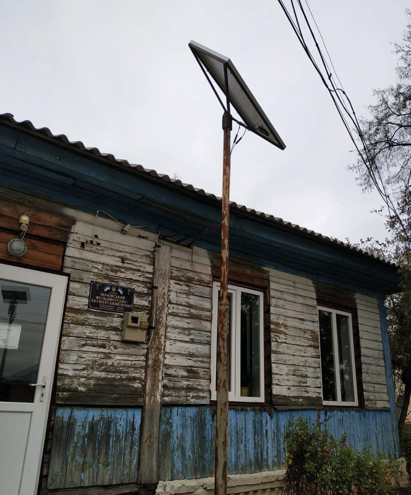 У Семенівській громаді працюють над енергетичною незалежністю: у ФАПі в Іванівці з‘явилася власна сонячна станція