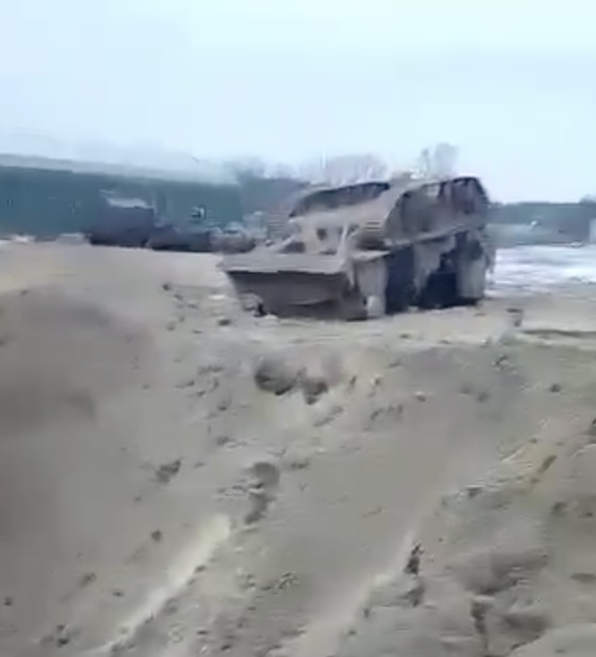 У Брянській області пресують жінку, яка зняла відео влучання ракети у військову частину