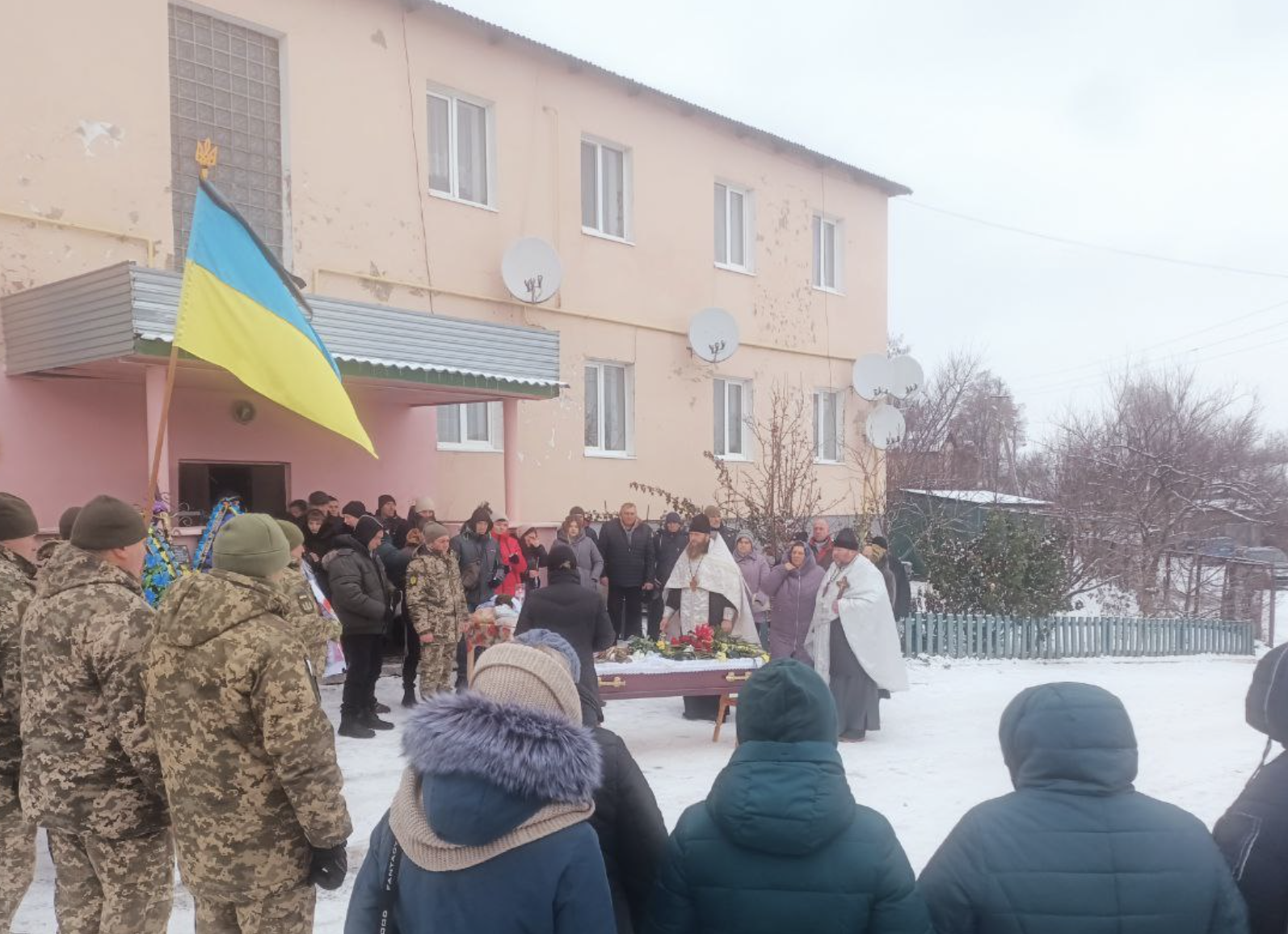 Загинули на Донбасі: на Чернігівщині дві сім'ї втратили рідних на війні
