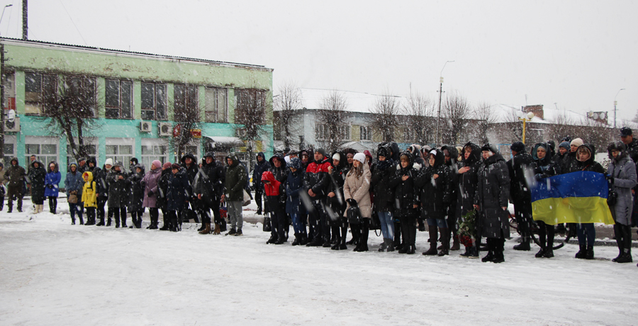 Загинув у бою біля Курдюмівки на Донеччині: на Чернігівщині попрощались із загиблим бійцем