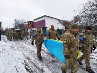 На Чернігівщині у неділю поховали двох загиблих бійців