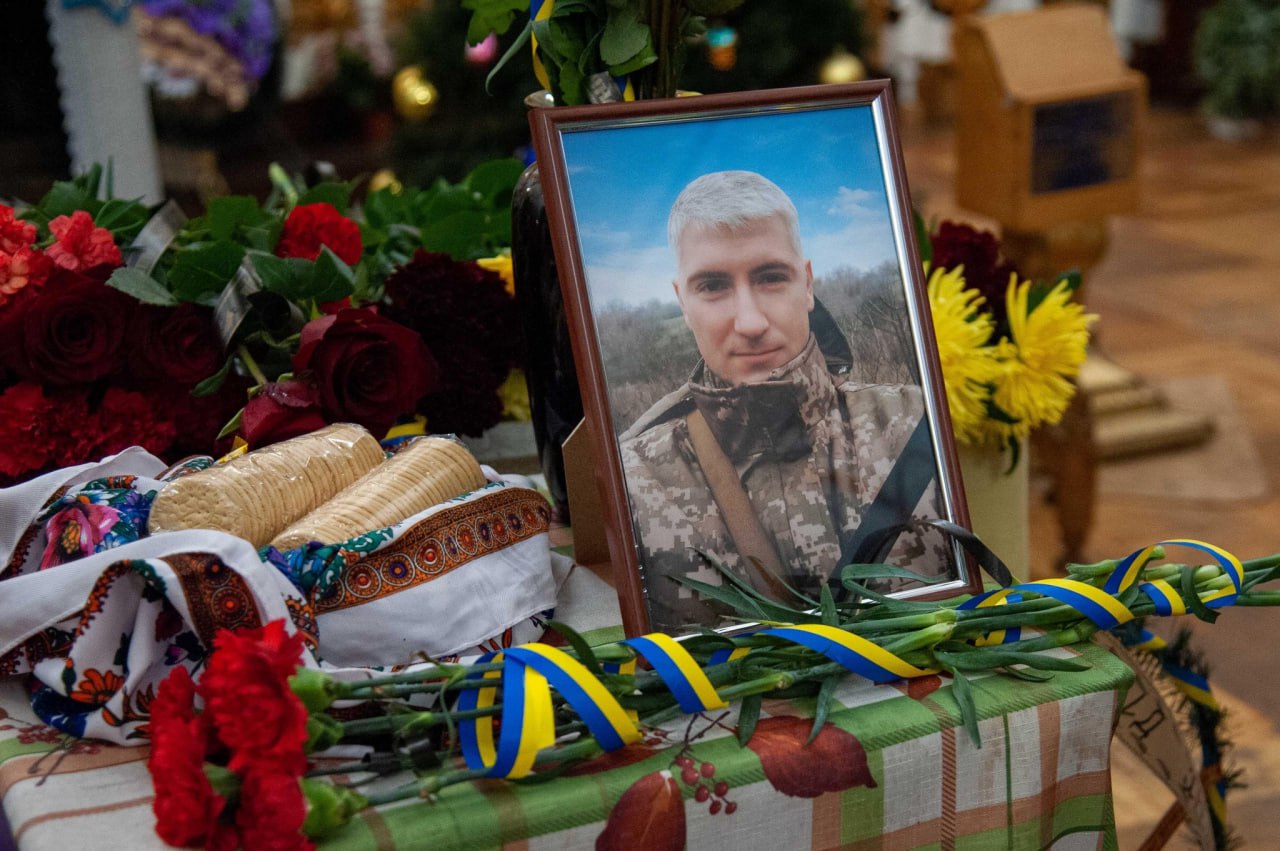 У громадах Чернігівщини прощались із трьома загиблими бійцями