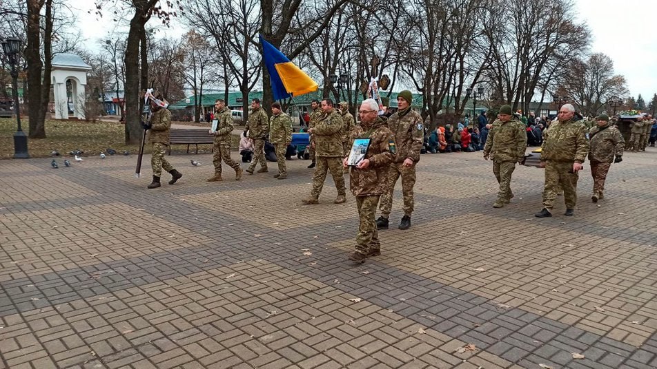 На Прилуччині поховали трьох бійців ЗСУ