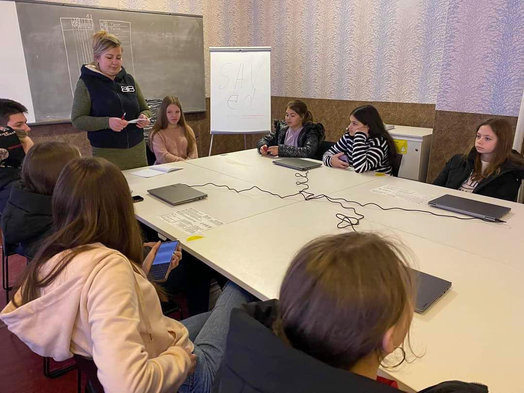 Зусиллями благодійників: як відновлюється шкільна освіта Чернігівщини