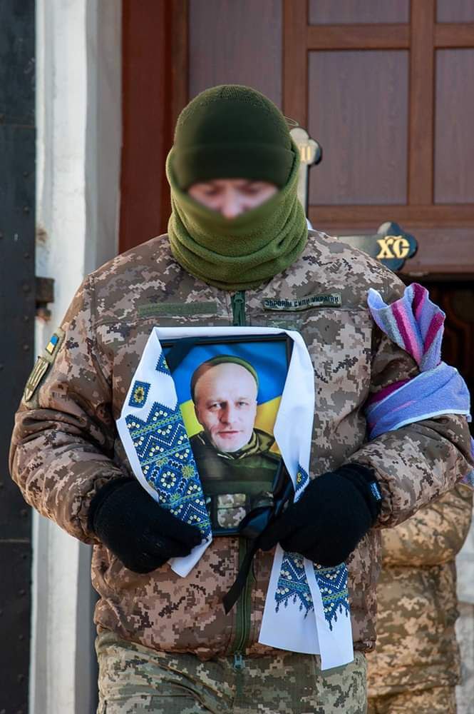 На Чернігівщині поховали пʼятьох бійців ЗСУ