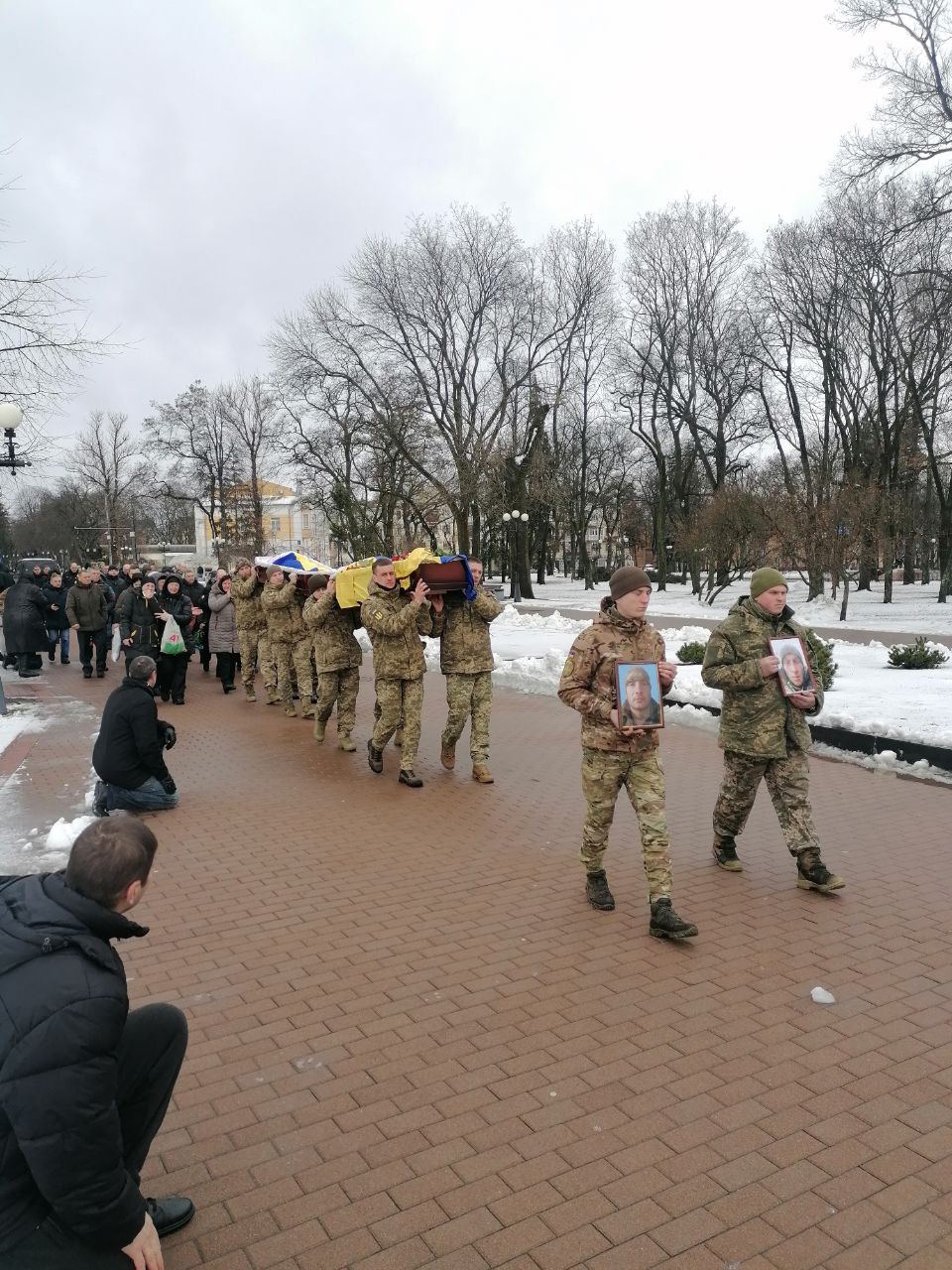 У громадах Чернігівщини поховали пʼятьох воїнів, які загинули на російсько-українській війні