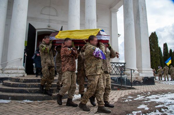 Поховали двох бійців: загинули у бою на Донеччині та Луганщині