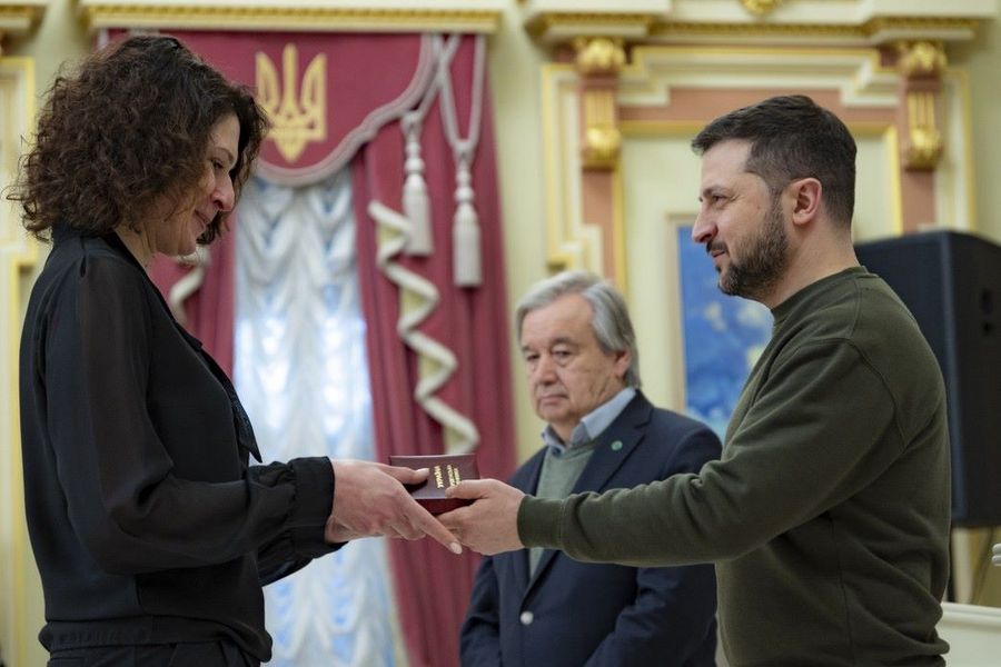 Медпрацівниці з Чернігівщини отримали державні нагороди від Зеленського