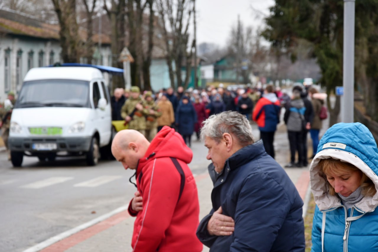 Загинули у бою: у трьох громадах прощались із загиблими бійцями ЗСУ