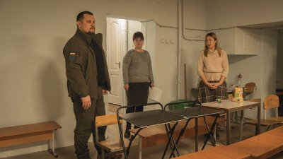 Брижинський сходив в укриття у школах та дитсадках. Що побачив?