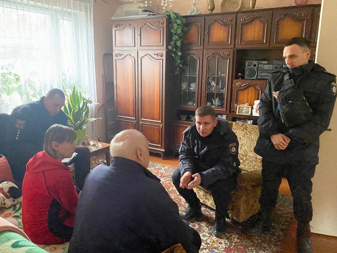 Чернігівський пенсіонер затримав фейкового лікаря із Одеси