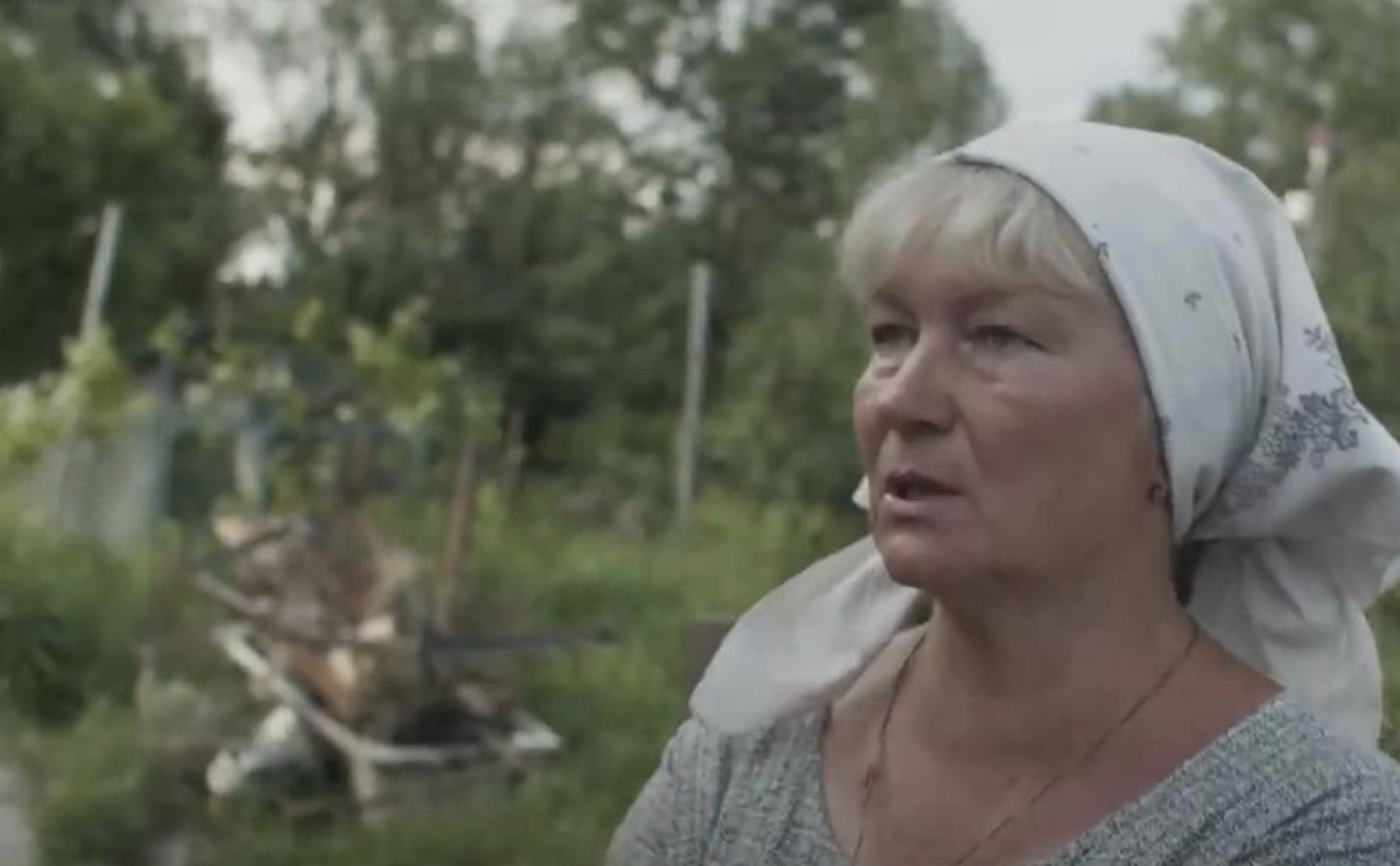 Знаменитий комік будує дім для пенсіонерки у Лукашівці