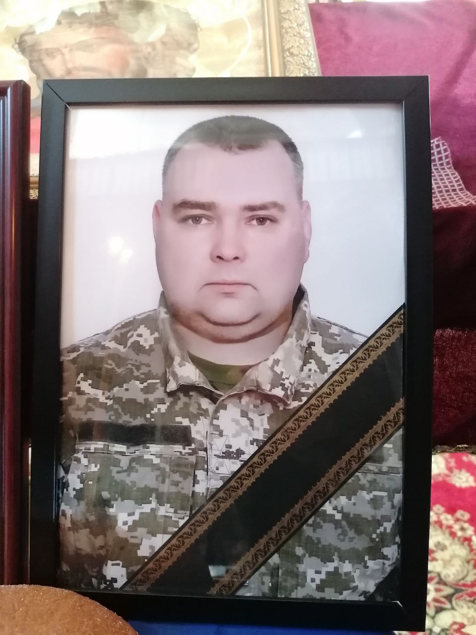 Загинули на Луганщині: у двох громадах поховали бійців ЗСУ