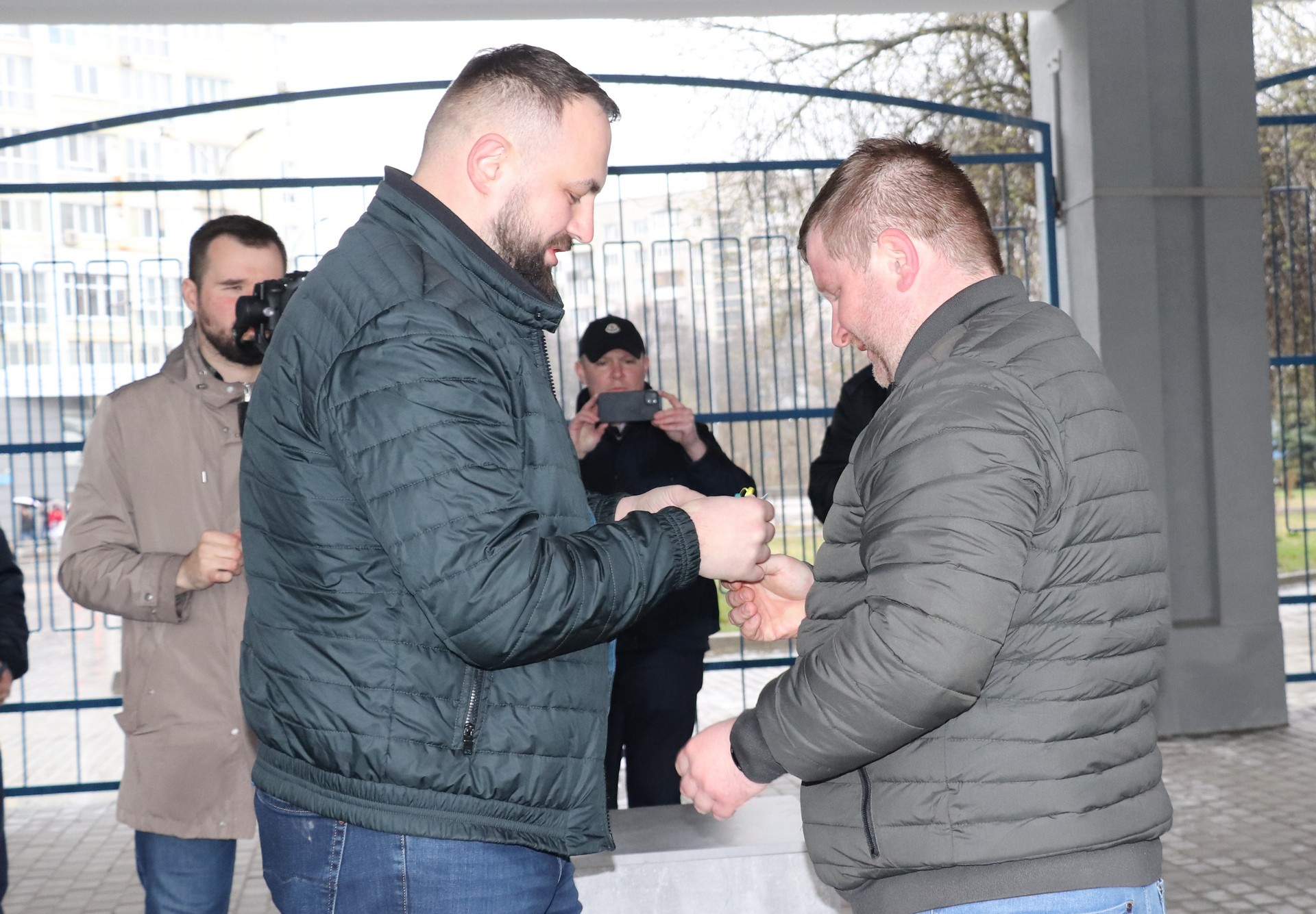 Громадам Чернігівщини передали 6 шкільних автобусів: кому пощастило?