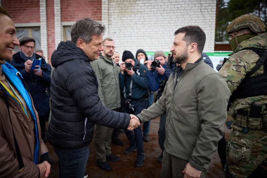 Зеленський на Чернігівщині: побував у ягіднянському підвалі та госпіталі
