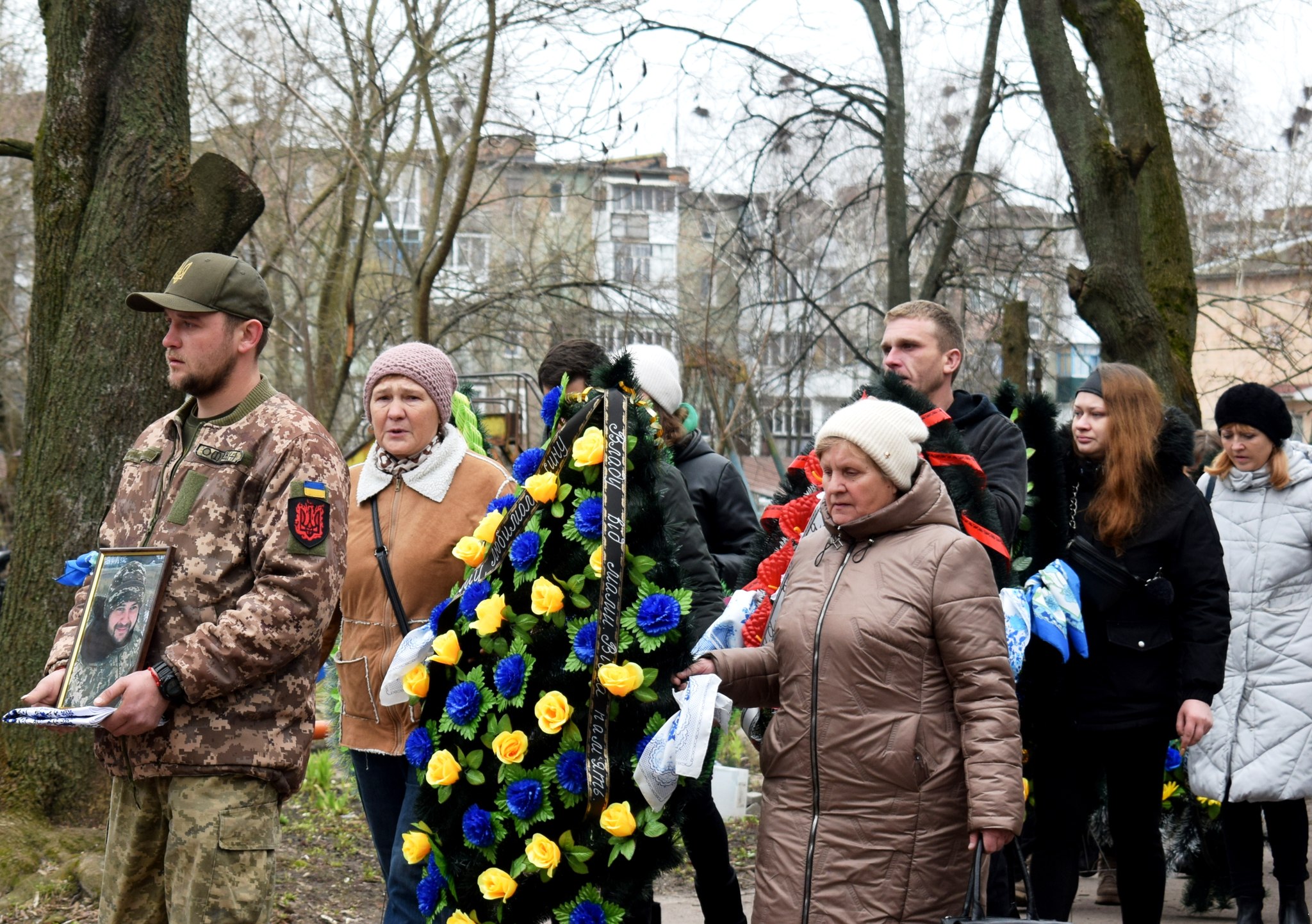 Поховали трьох воїнів із Чернігівщини: загинули у боях на Донеччині