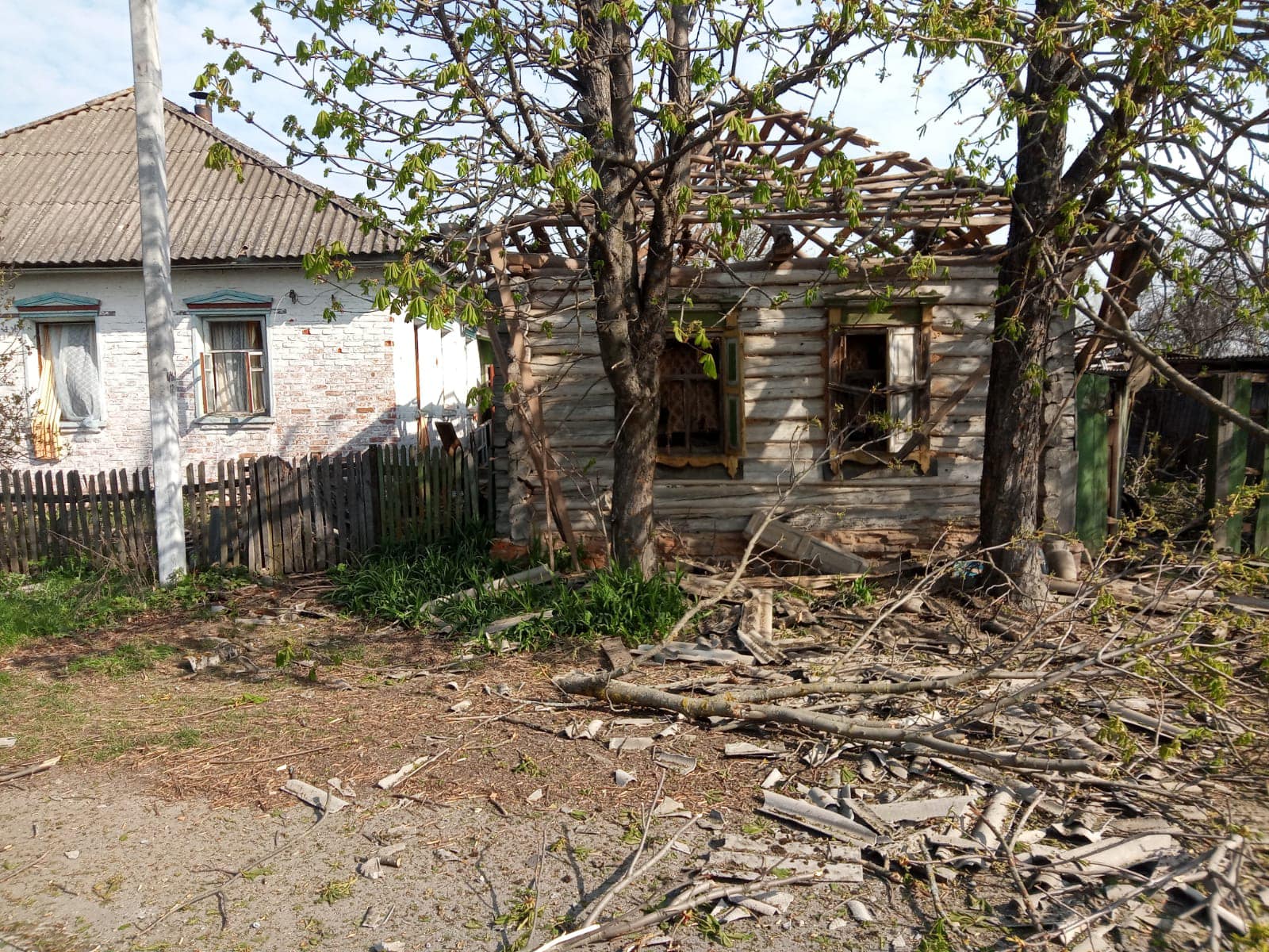Рятувальники розповіли про наслідки ранкового обстрілу прикордонної громади Чернігівщини