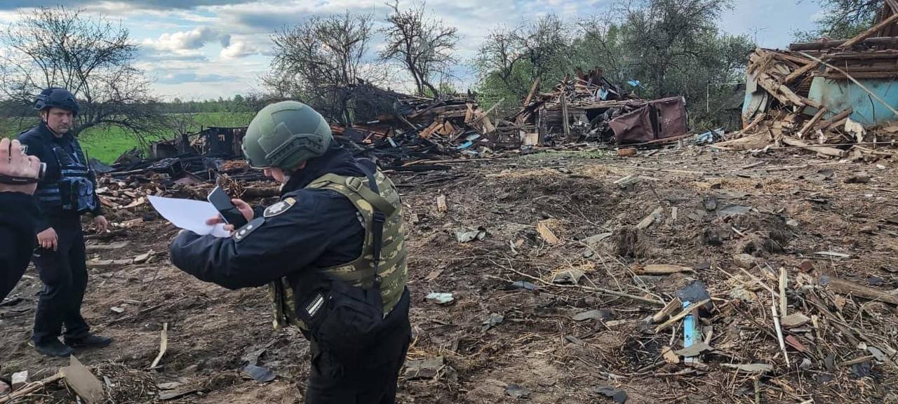 Внаслідок авіаудару по чернігівському прикордонню травмовано трьох поліцейських