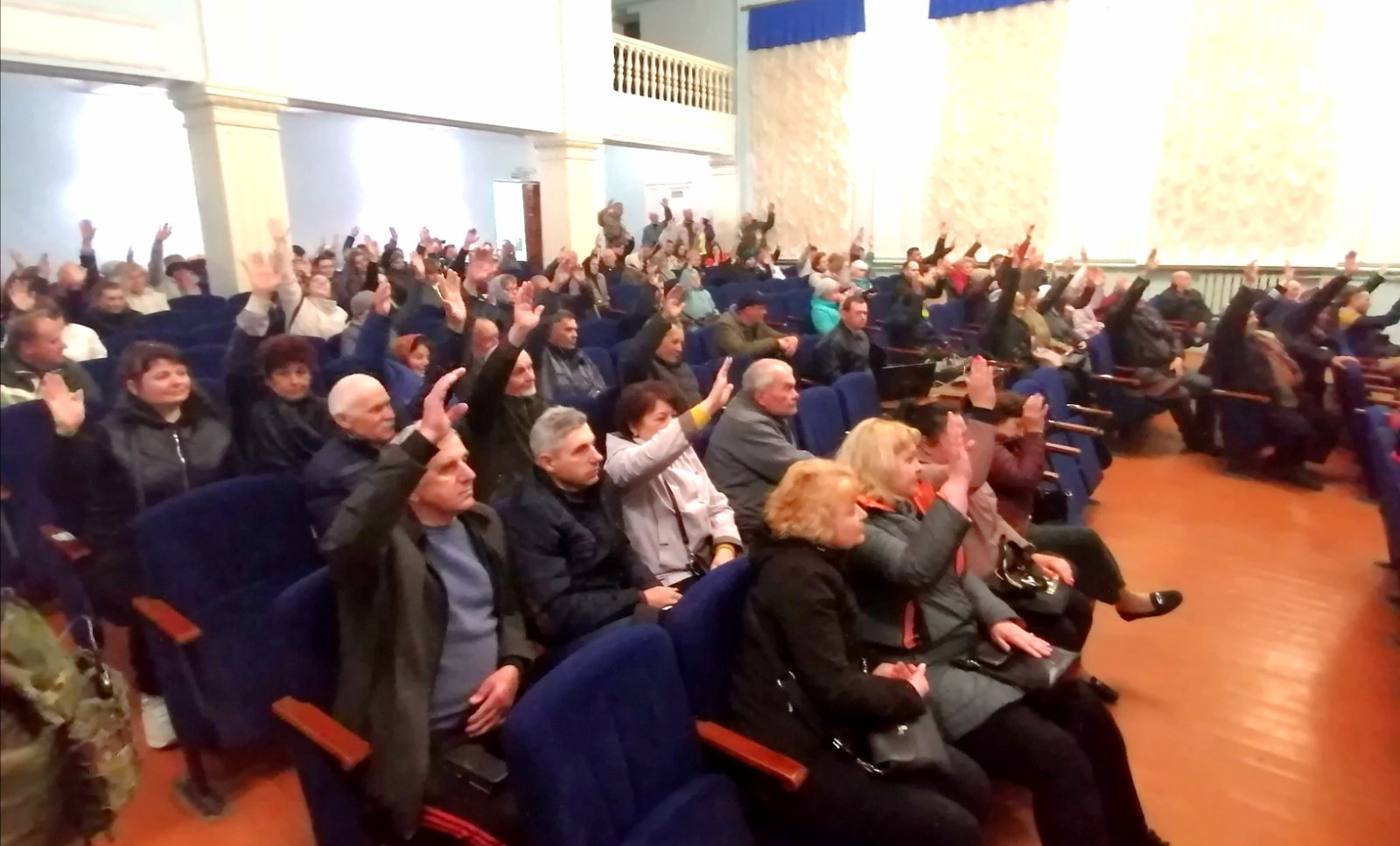 ПЦУ чи УПЦ МП: за ким Свято-Троїцький храм у Носівці?