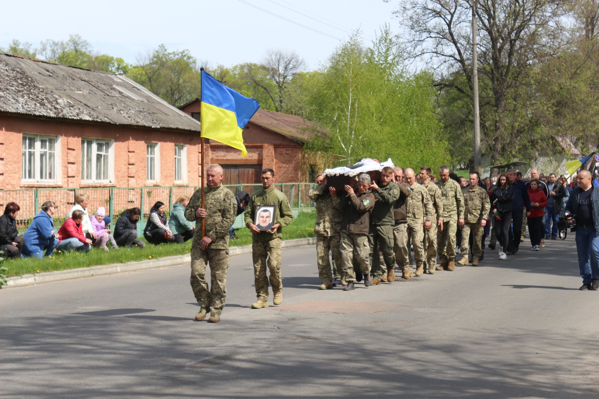 На Чернігівщині поховали депутата, який загинув на війні