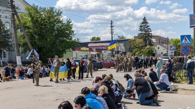 На Чернігівщині поховали бійців ЗСУ, які загинули на Луганщині та Запоріжжі