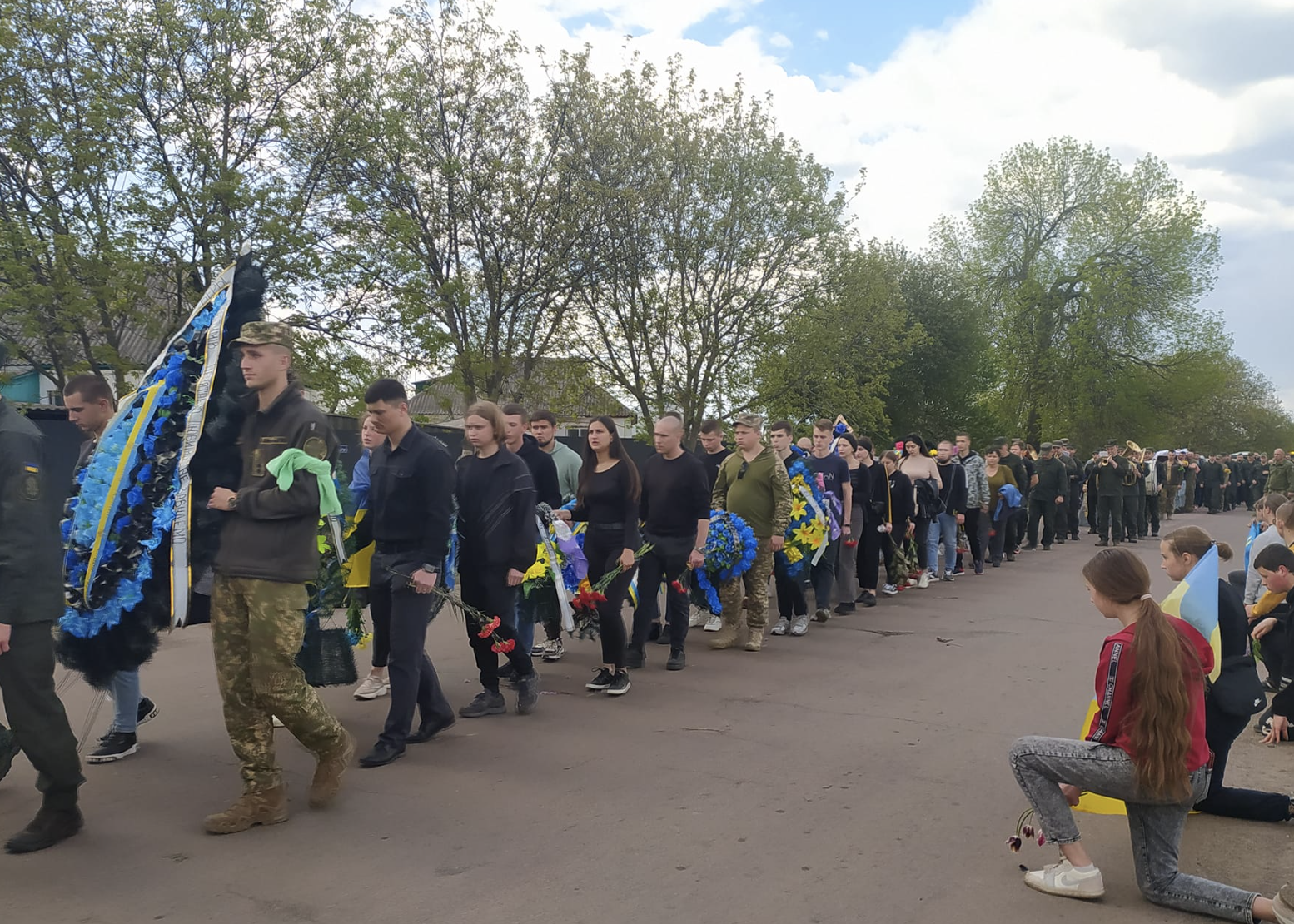 На Чернігівщині поховали бійців ЗСУ, які загинули на Луганщині та Запоріжжі