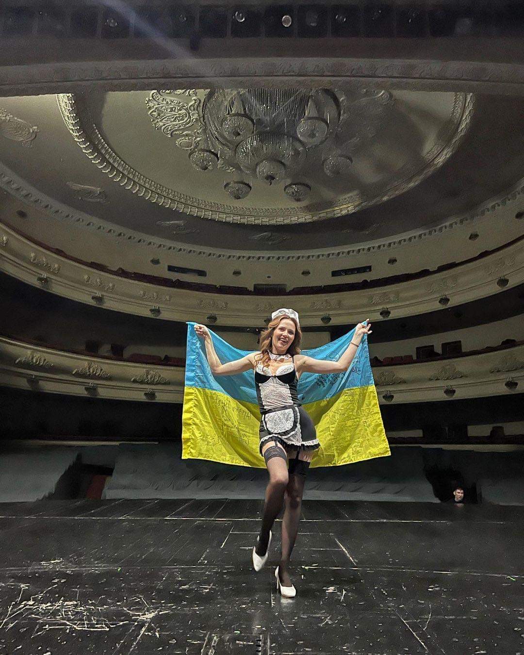 Уродженка Чернігова, відома акторка та голос Мавки Наталка Денисенко навідалася у рідне місто і зізналася йому у коханні