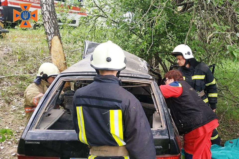 Смертельна ДТП на Чернігівщині: одна людина загинула, дві – в лікарні