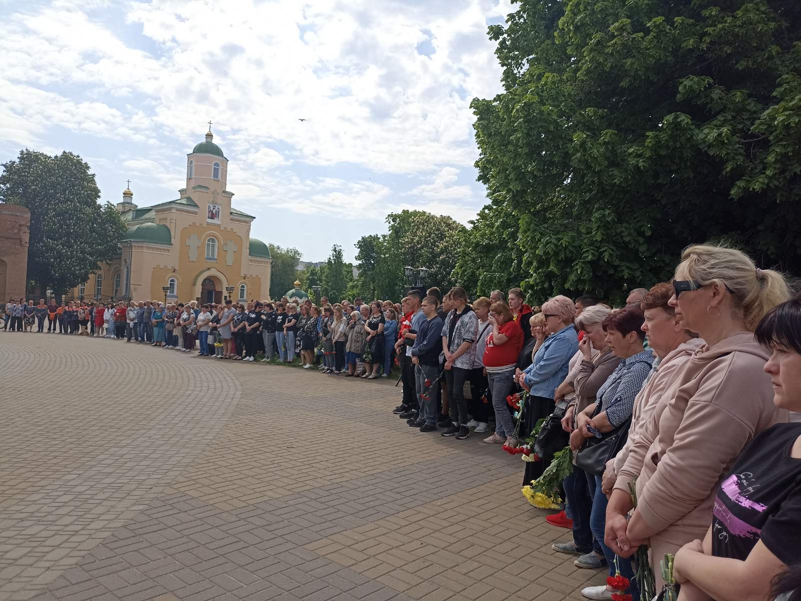 Загинули у бою: на Чернігівщині поховали двох солдатів ЗСУ