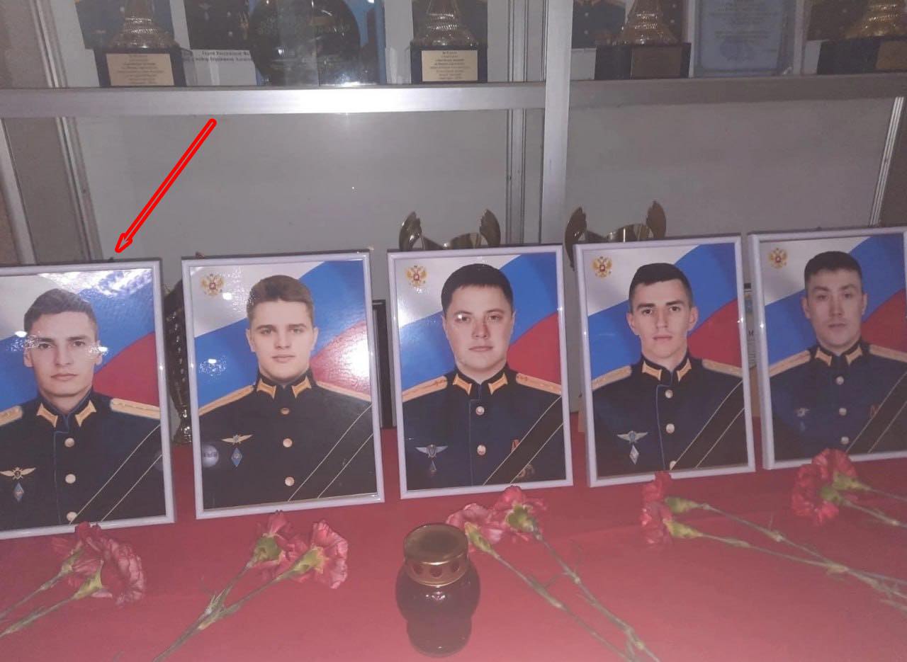 Розбилися не 9, а 11 льотчиків: хто вони - воєнні злочинці, які планували бомбити мирних жителів Чернігівщини?