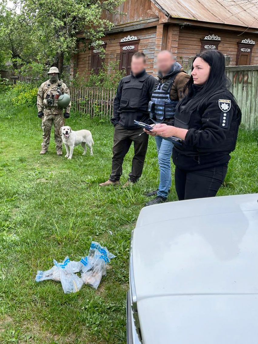 Зберігав тротил, порох та набої - силовики затримали мешканця Чернігівщини