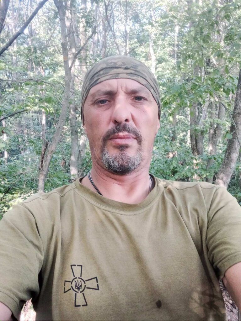 Загинув торік під час наступу на Харківщині: на Чернігівщині прощались із загиблим бійцем ЗСУ