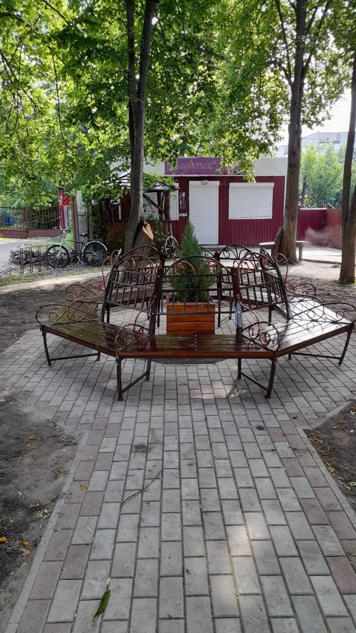 Новини громад: у прикордонній Городні займаються облаштуванням зон відпочинку та поєднують бібліотеку з батутом