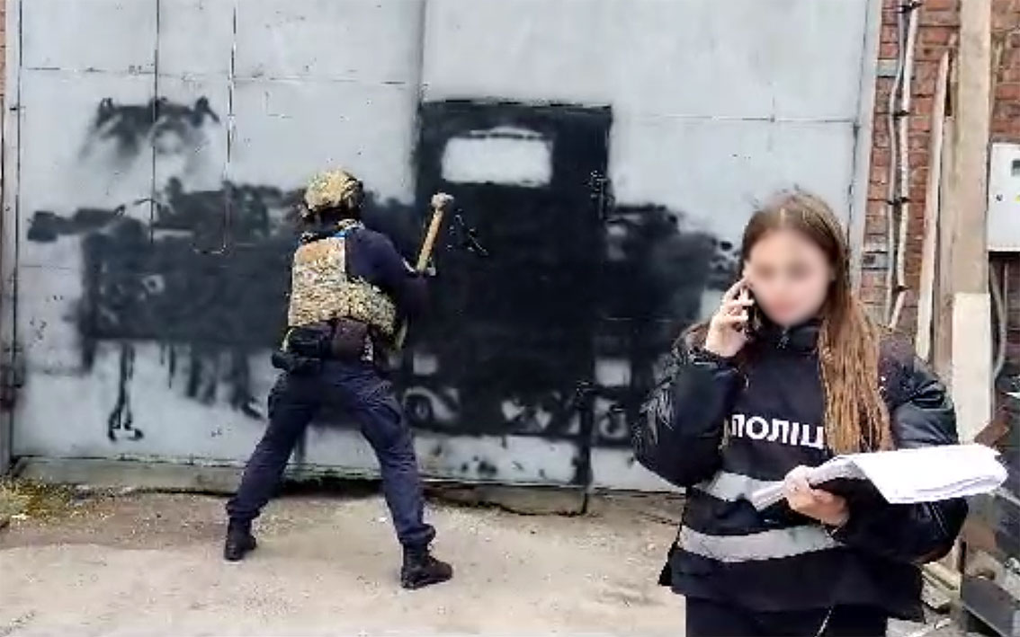 У Чернігові ліквідували другий за шість днів підпільний цех: вилучили понад 7 тонн спирту