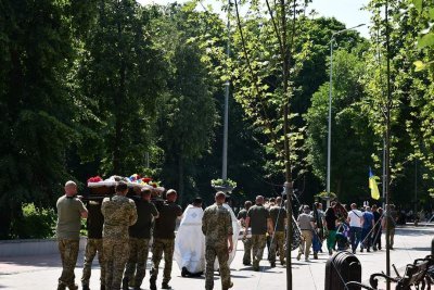 У громадах Чернігівщині поховали сімох загиблих бійців ЗСУ