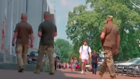 Вручення повістки під запис бодікаму: ноу-хау від Чернігівського військкомату