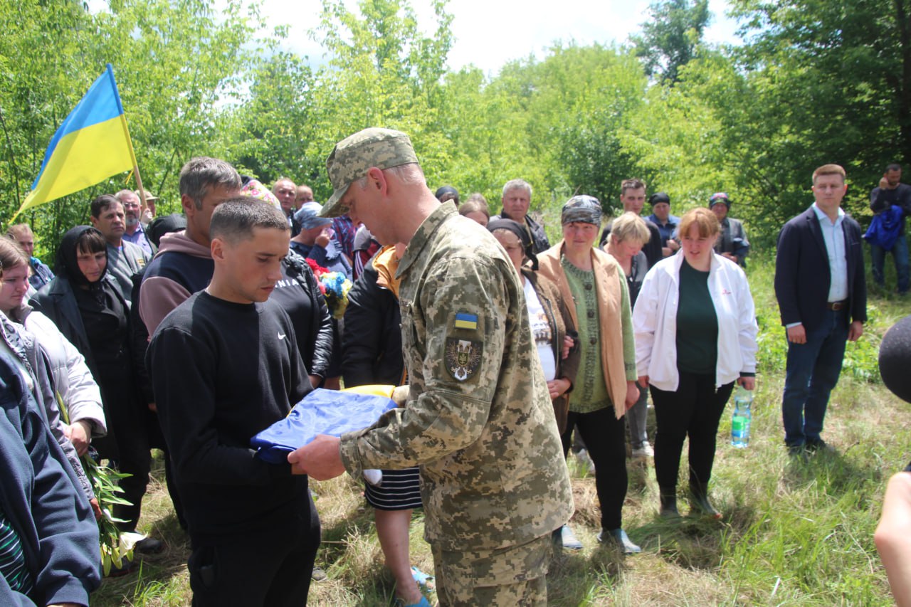 На Корюківщині та Прилуччині поховали загиблих бійців ЗСУ