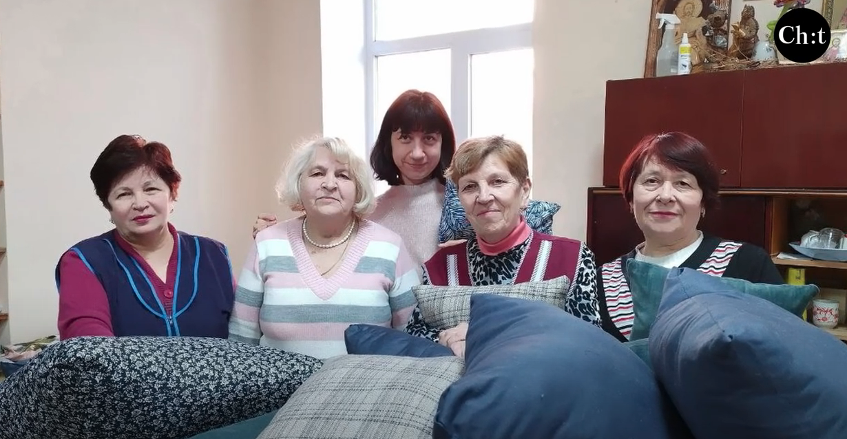 «Можна поїхати за кордон і працювати там, але мені хочеться допомагати Україні», - історія переселенки з Харкова