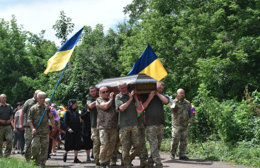 Загинули в боях: на Чернігівщині поховали бійців ЗСУ